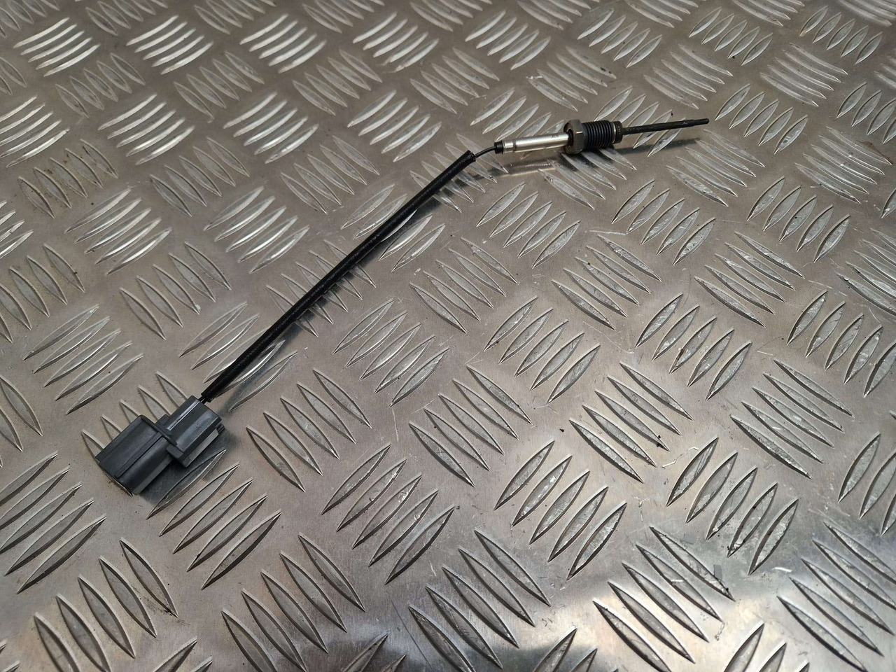 320/A9184 Exhaust Temperature Sensor SCR GENUINE JCB - Moteur et pièces pour Engins de chantier: photos 2 320/A9184 Exhaust Temperature Sensor SCR GENUINE JCB - Moteur et pièces pour Engins de chantier: photos 2
