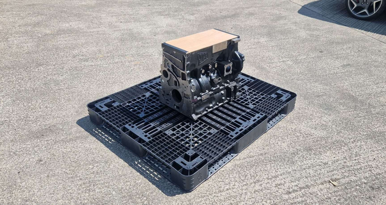 JCB 320/01606 Genuine block bedplate assembly T2 - Moteur pour Engins de chantier: photos 1 JCB 320/01606 Genuine block bedplate assembly T2 - Moteur pour Engins de chantier: photos 1