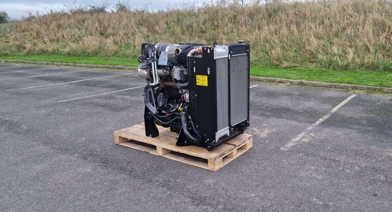 JCB 448 Power Pack T4F Engine 129kW EPA - Moteur pour Engins de chantier: photos 3 JCB 448 Power Pack T4F Engine 129kW EPA - Moteur pour Engins de chantier: photos 3