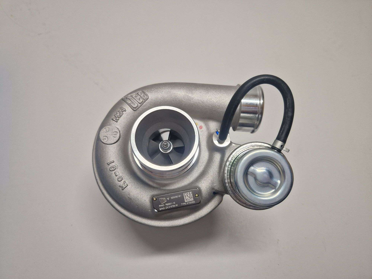 JCB 74kw mT3 Turbo Garrett Turbocharger 320/06161 / 762931-10 - Moteur et pièces pour Engins de chantier: photos 4 JCB 74kw mT3 Turbo Garrett Turbocharger 320/06161 / 762931-10 - Moteur et pièces pour Engins de chantier: photos 4