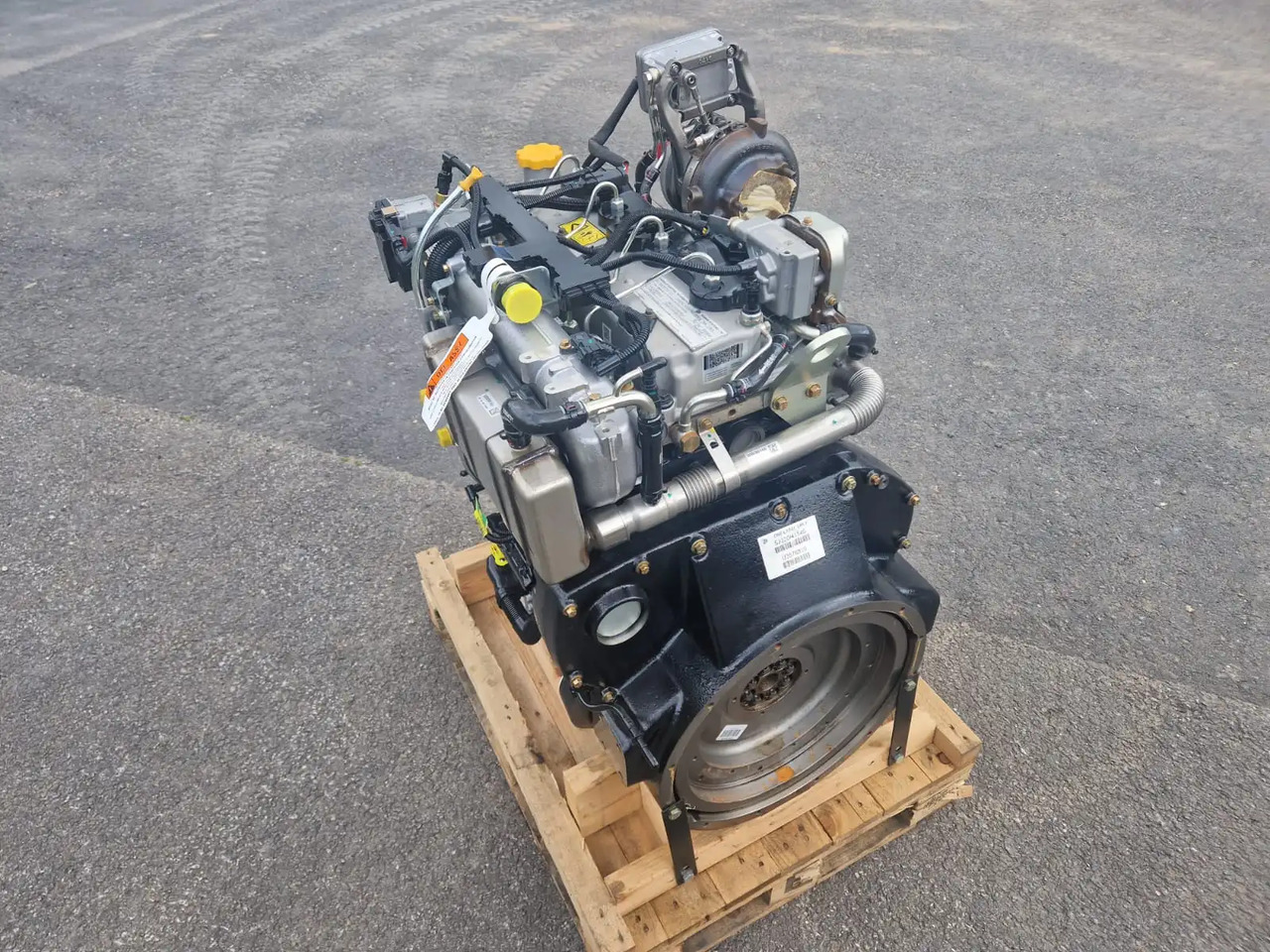 JCB 81kw unused engine 444 TA4 - Moteur pour Engins de chantier: photos 5 JCB 81kw unused engine 444 TA4 - Moteur pour Engins de chantier: photos 5