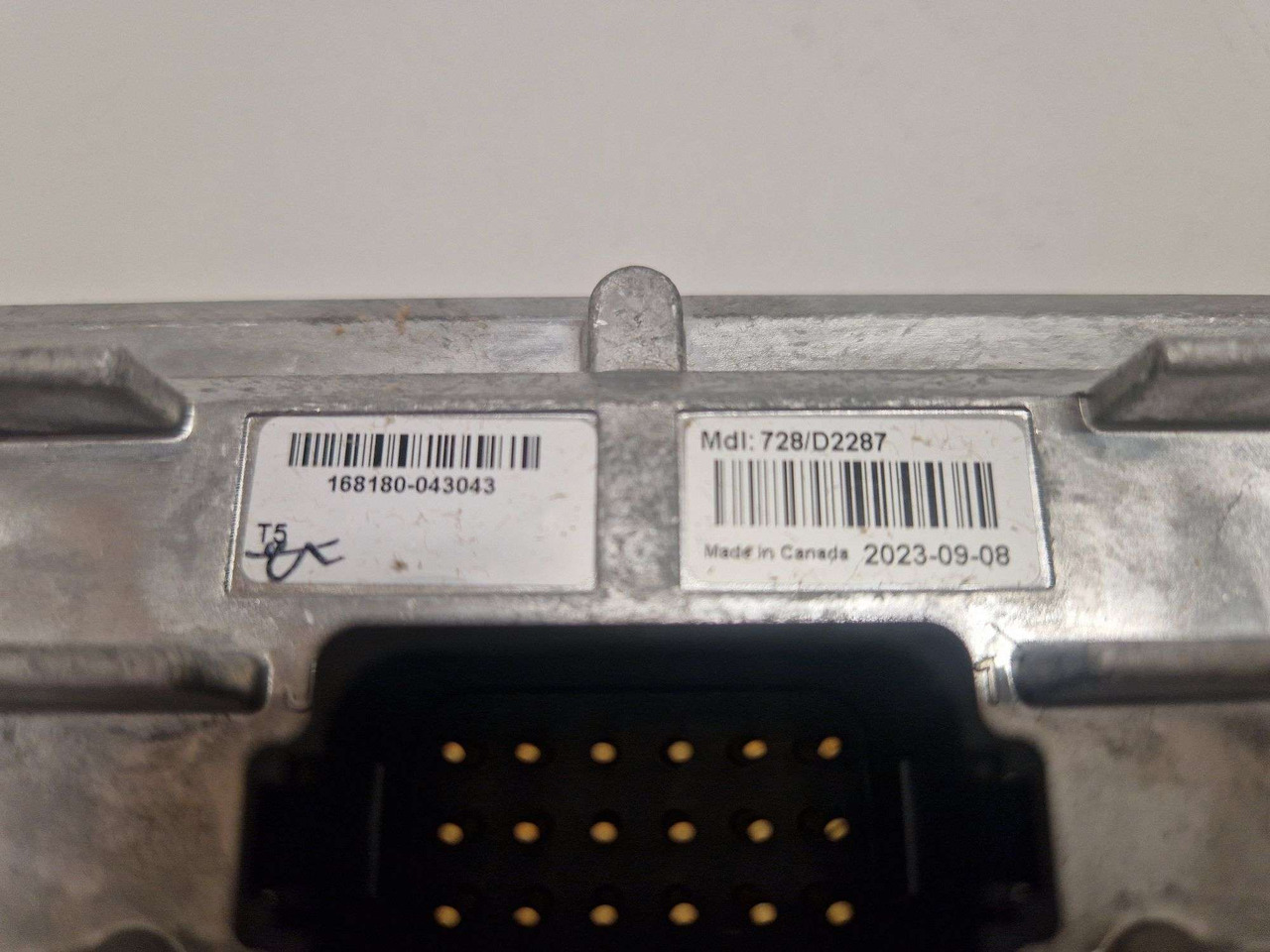 JCB ECU unit 728/D2287 PARKER CM3626 ECU unit - Moteur et pièces pour Engins de chantier: photos 3 JCB ECU unit 728/D2287 PARKER CM3626 ECU unit - Moteur et pièces pour Engins de chantier: photos 3