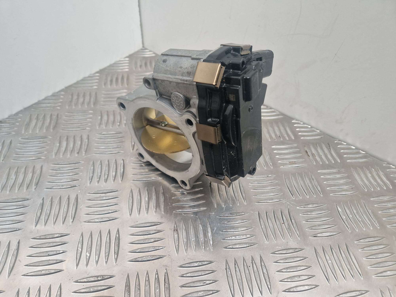 JCB hitachi throttle 320/05645 RMA72-800 - Moteur et pièces pour Engins de chantier: photos 3 JCB hitachi throttle 320/05645 RMA72-800 - Moteur et pièces pour Engins de chantier: photos 3
