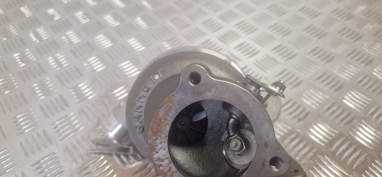 JCB turbocharger 320/06160 Garrett tier 3 74kw TURBO - Moteur et pièces pour Engins de chantier: photos 5 JCB turbocharger 320/06160 Garrett tier 3 74kw TURBO - Moteur et pièces pour Engins de chantier: photos 5