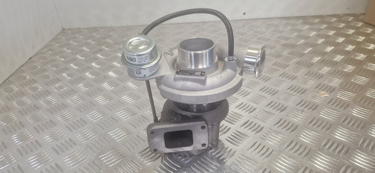 JCB turbocharger 320/06160 Garrett tier 3 74kw TURBO - Moteur et pièces pour Engins de chantier: photos 1 JCB turbocharger 320/06160 Garrett tier 3 74kw TURBO - Moteur et pièces pour Engins de chantier: photos 1