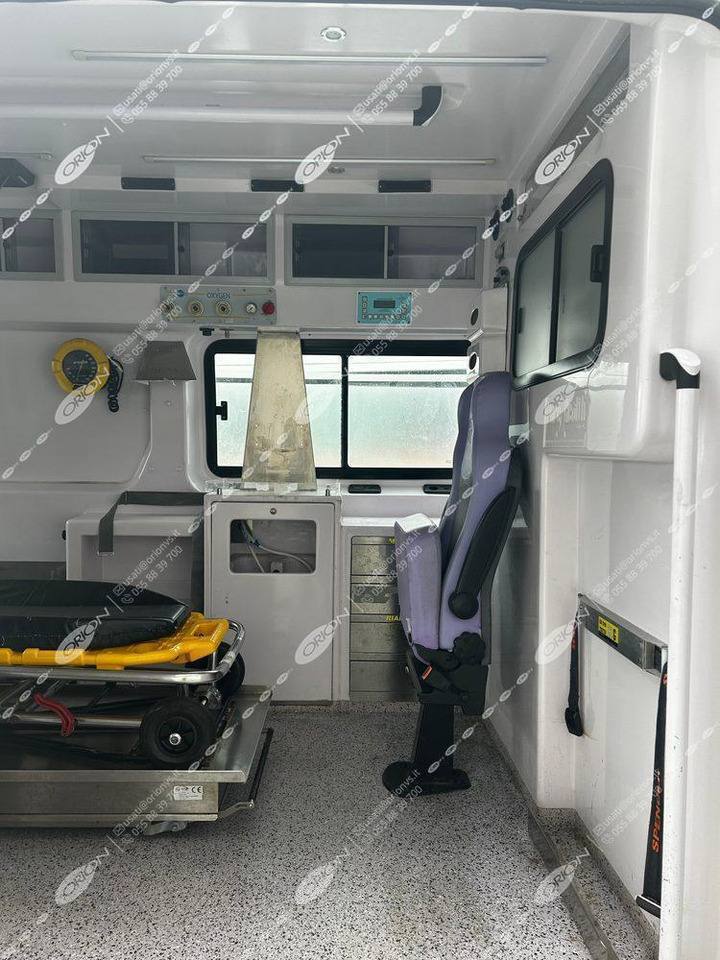 ORION FIAT 290 DUCATO - Ambulance: photos 4 ORION FIAT 290 DUCATO - Ambulance: photos 4