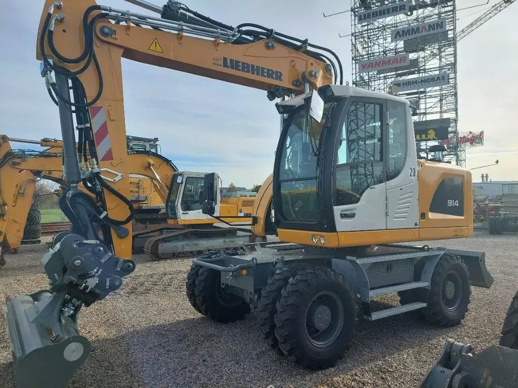 2022 Liebherr A 914 Litronic G6.0-D - Pelle sur pneus: photos 2 2022 Liebherr A 914 Litronic G6.0-D - Pelle sur pneus: photos 2