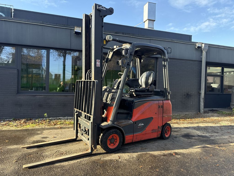 Linde E16PH-02 - Chariot élévateur électrique: photos 1 Linde E16PH-02 - Chariot élévateur électrique: photos 1