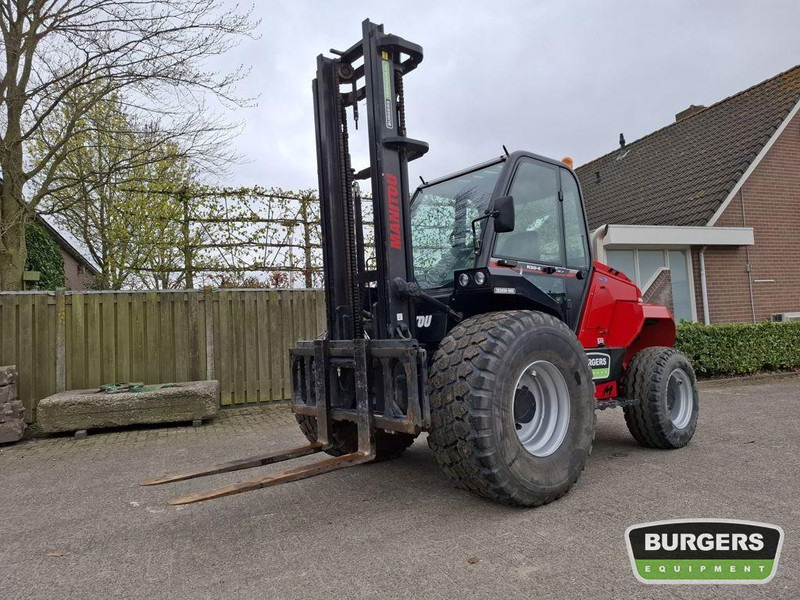 Manitou M30-4 - Chariot tout terrain: photos 1 Manitou M30-4 - Chariot tout terrain: photos 1