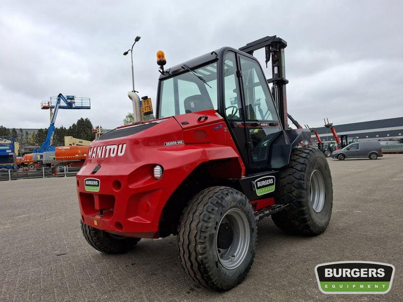 Manitou M30-4 - Chariot tout terrain: photos 3 Manitou M30-4 - Chariot tout terrain: photos 3