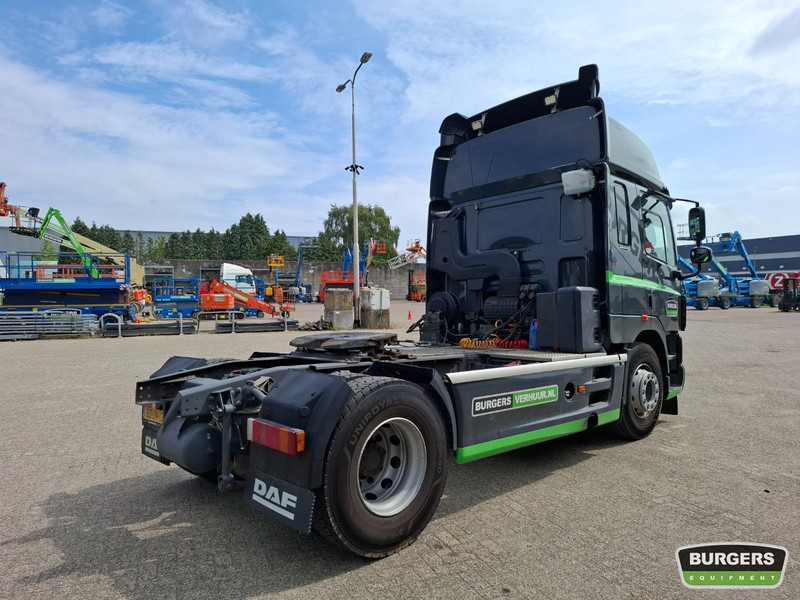 DAF CF85 - Tracteur routier: photos 4 DAF CF85 - Tracteur routier: photos 4