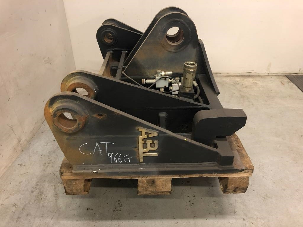 CAT 966 G - Attache rapide pour Engins de chantier: photos 1 CAT 966 G - Attache rapide pour Engins de chantier: photos 1