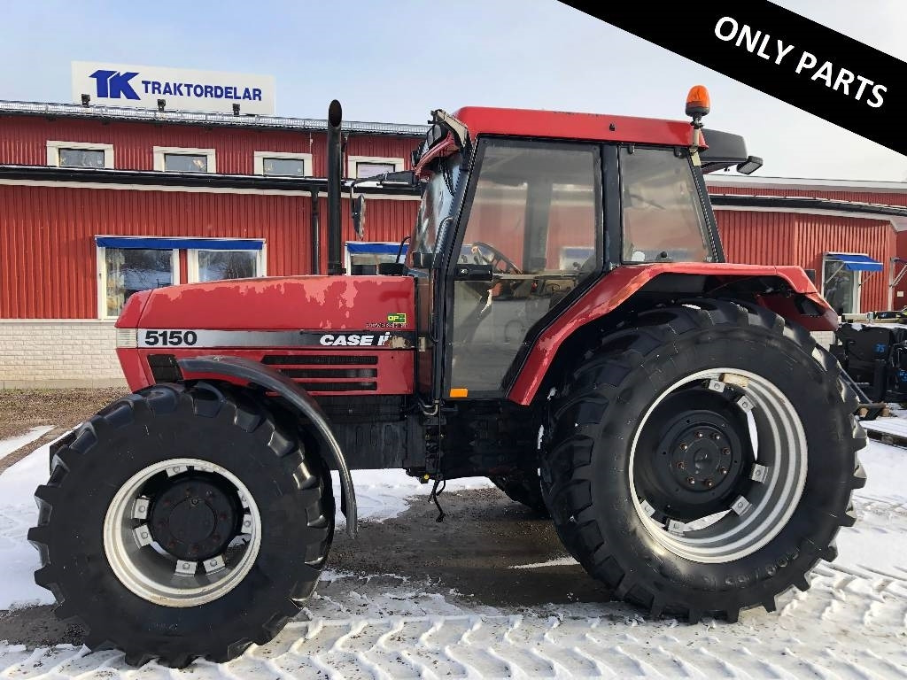 Case IH 5150 Maxxum Dismantled: only parts - Tracteur agricole: photos 1 Case IH 5150 Maxxum Dismantled: only parts - Tracteur agricole: photos 1