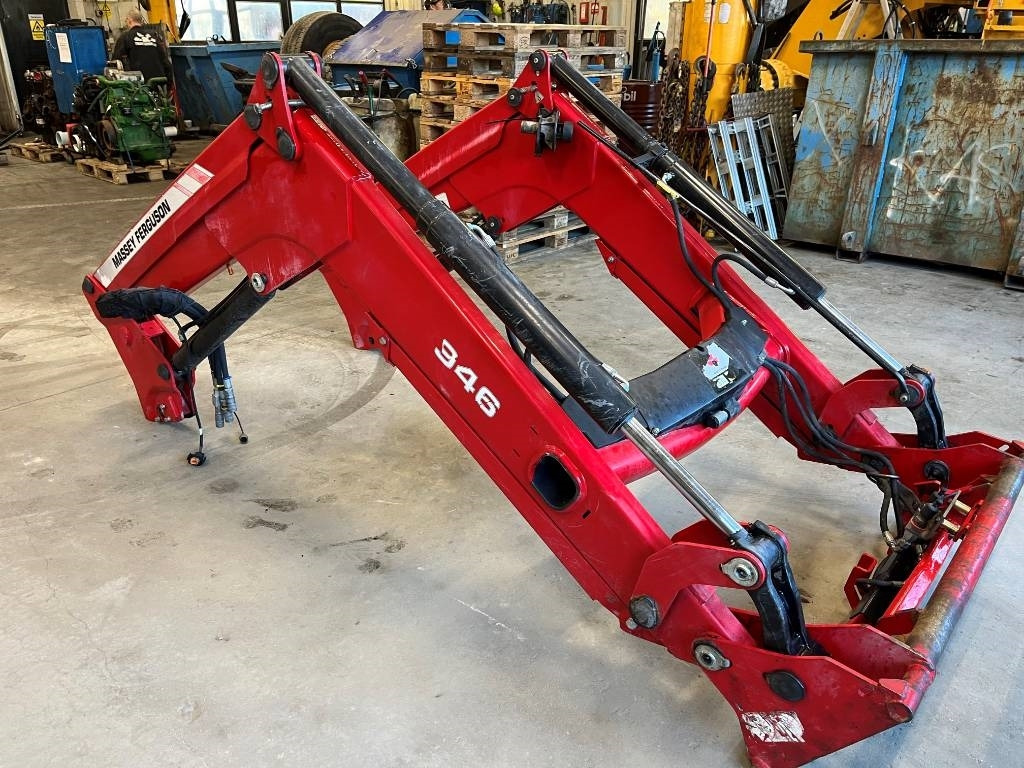 Lastare / Loader MF 946 Trima Ålö till Massey Ferg - Chargeur frontal pour tracteur: photos 4 Lastare / Loader MF 946 Trima Ålö till Massey Ferg - Chargeur frontal pour tracteur: photos 4