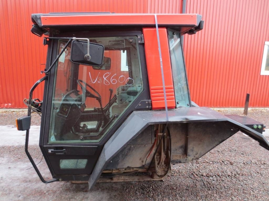 Valmet 8600 - Cabine pour Machine agricole: photos 4 Valmet 8600 - Cabine pour Machine agricole: photos 4