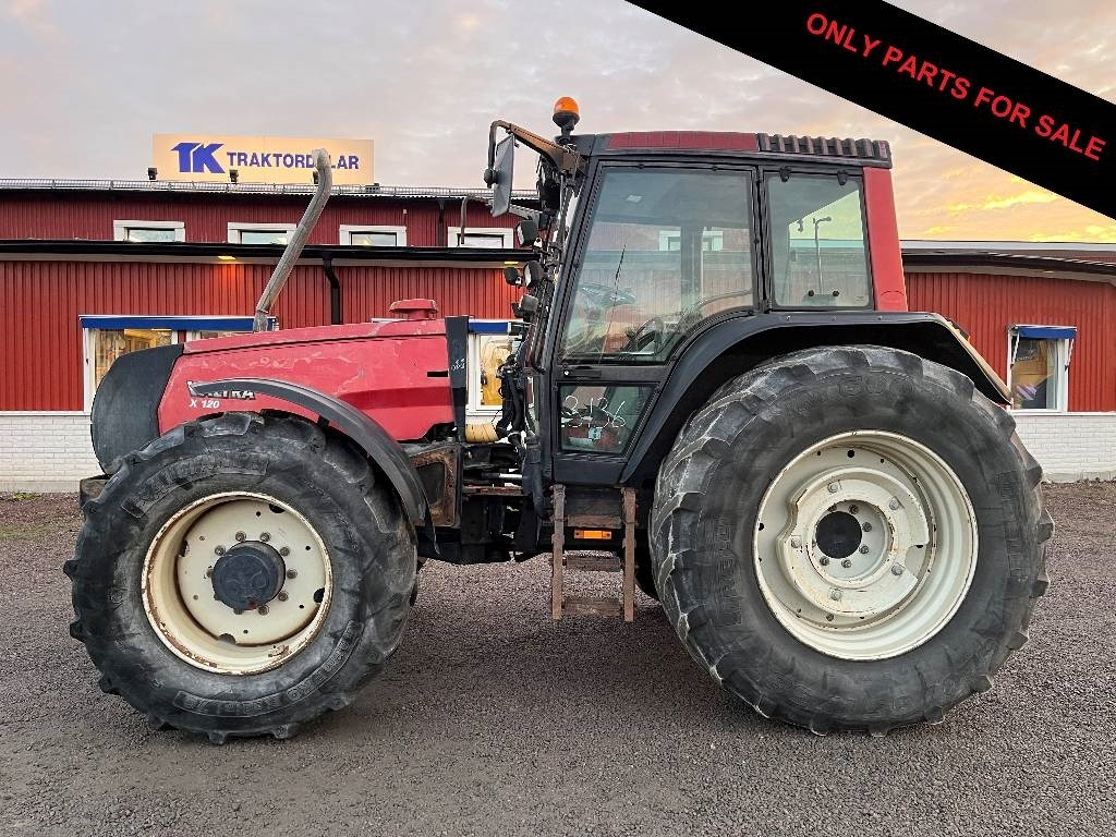 Valtra Valmet X 120 Dismantled. Only spare parts - Tracteur forestier: photos 1 Valtra Valmet X 120 Dismantled. Only spare parts - Tracteur forestier: photos 1