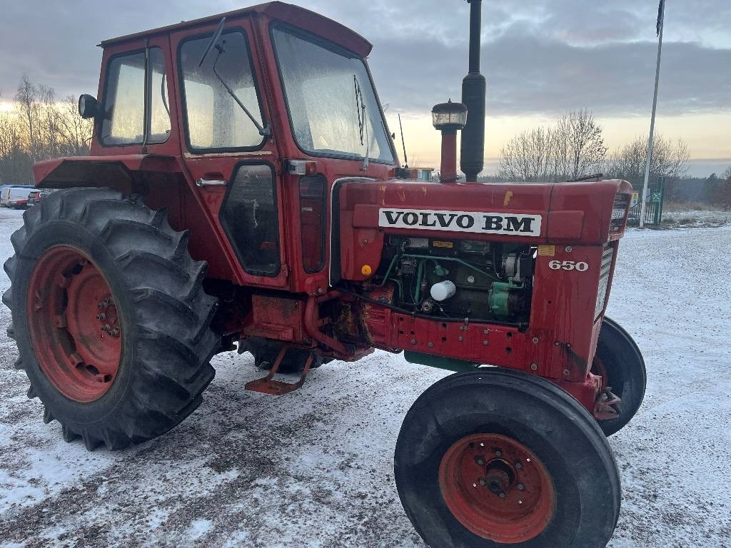 Volvo BM 650 Dismantled. Only spare parts - Tracteur agricole: photos 2 Volvo BM 650 Dismantled. Only spare parts - Tracteur agricole: photos 2