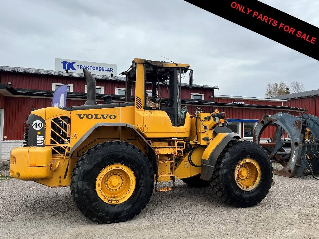 Volvo L 90 F Dismantled for spare parts - Chargeuse sur pneus: photos 1 Volvo L 90 F Dismantled for spare parts - Chargeuse sur pneus: photos 1