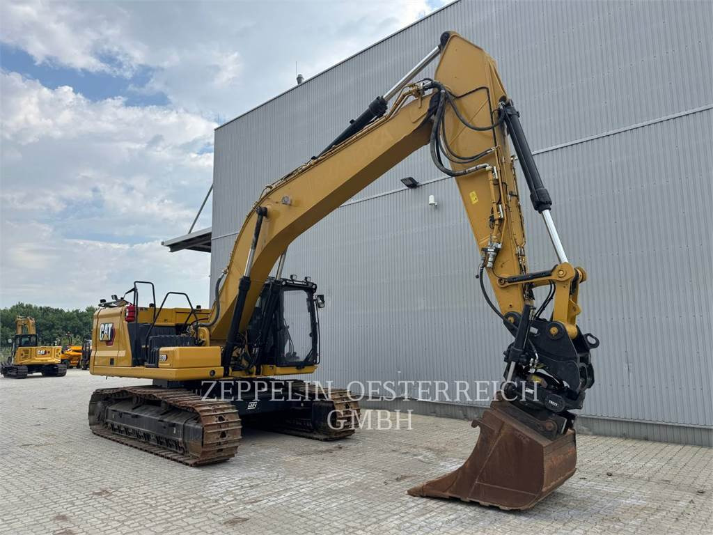 CAT 330-07 - Pelle sur chenille: photos 2 CAT 330-07 - Pelle sur chenille: photos 2