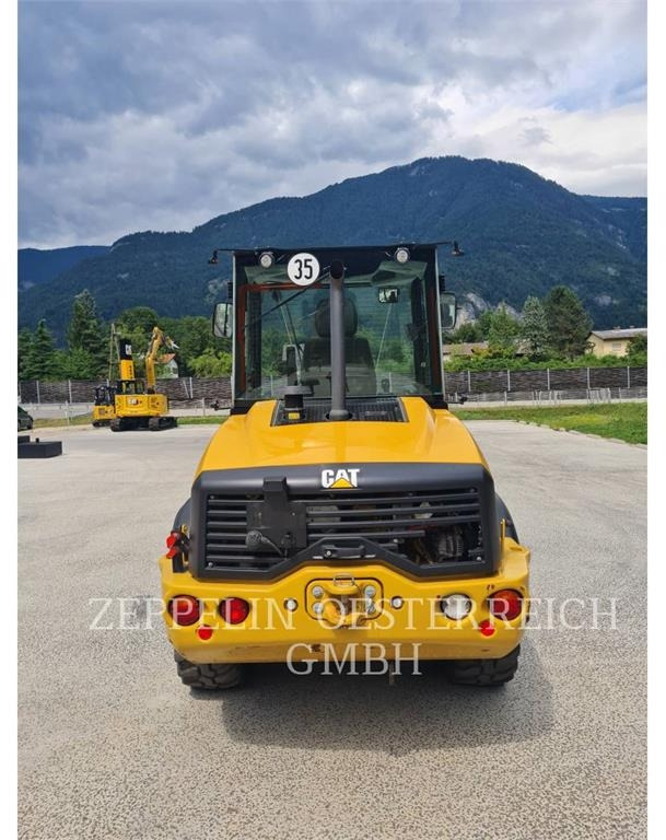 CAT 908M - Chargeuse sur pneus: photos 4 CAT 908M - Chargeuse sur pneus: photos 4