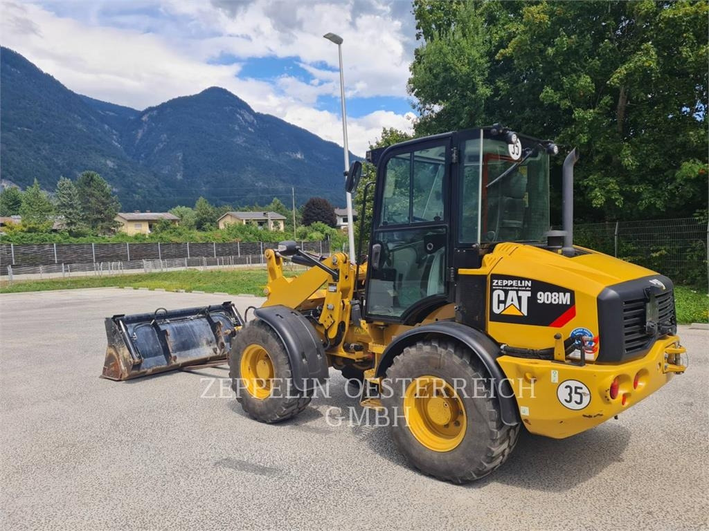 CAT 908M - Chargeuse sur pneus: photos 3 CAT 908M - Chargeuse sur pneus: photos 3