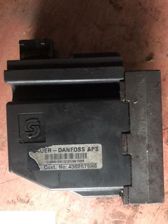 157B4116 Elektrozawór Danfoss Cewka do PVG 32 - Système électrique pour Machine agricole: photos 3 157B4116 Elektrozawór Danfoss Cewka do PVG 32 - Système électrique pour Machine agricole: photos 3