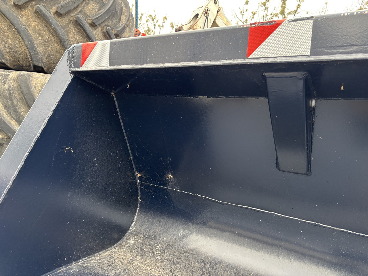 21453 Łyżka Objętościowa 2,3m 1,01 m3 z mocowaniem do ładowarki Claas Scorpion. - Godet pour chargeur: photos 4 21453 Łyżka Objętościowa 2,3m 1,01 m3 z mocowaniem do ładowarki Claas Scorpion. - Godet pour chargeur: photos 4