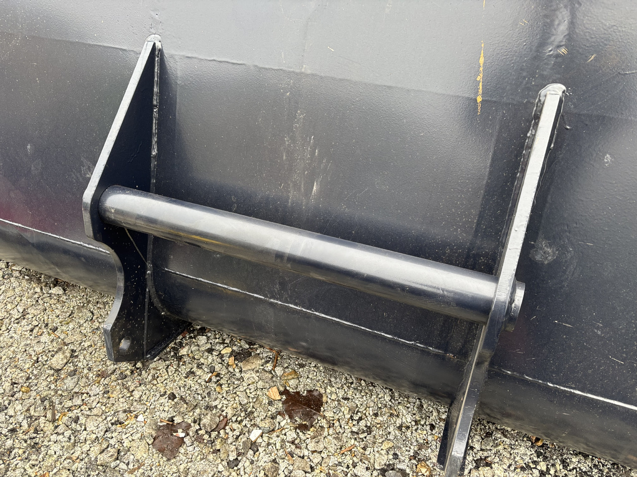 21453 Łyżka Objętościowa 2,3m 1,01 m3 z mocowaniem do ładowarki Claas Scorpion. - Godet pour chargeur: photos 1 21453 Łyżka Objętościowa 2,3m 1,01 m3 z mocowaniem do ładowarki Claas Scorpion. - Godet pour chargeur: photos 1