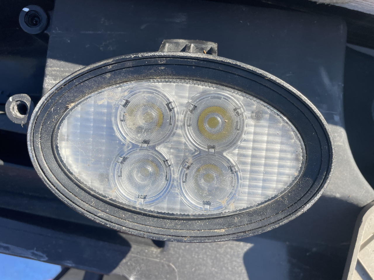 Case Maxxum Optum Puma - lampa robocza 47363006 - Lumière/ Éclairage pour Machine agricole: photos 1 Case Maxxum Optum Puma - lampa robocza 47363006 - Lumière/ Éclairage pour Machine agricole: photos 1