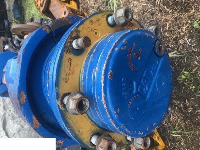 Cat 906 - Hamulec - Pièces de frein pour Chargeuse sur pneus: photos 3 Cat 906 - Hamulec - Pièces de frein pour Chargeuse sur pneus: photos 3