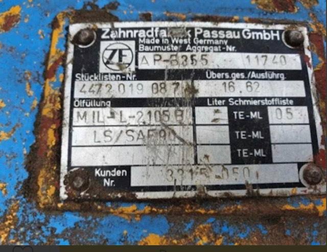 Caterpillar 212 ZF AP-B355 , APL-B355 zwolnica zwrotnica Piasta obudowa mostu - Fusée d'essieu pour Machine agricole: photos 2 Caterpillar 212 ZF AP-B355 , APL-B355 zwolnica zwrotnica Piasta obudowa mostu - Fusée d'essieu pour Machine agricole: photos 2