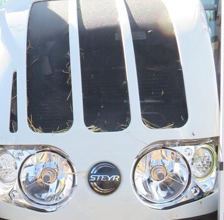 Ciągnik rolniczy Steyr 4085 Reflektor przedni prawy - Feu avant pour Tracteur agricole: photos 1 Ciągnik rolniczy Steyr 4085 Reflektor przedni prawy - Feu avant pour Tracteur agricole: photos 1