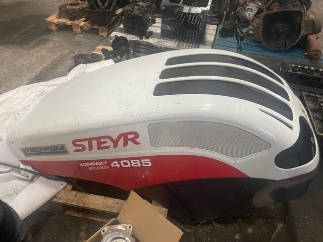 Ciągnik rolniczy Steyr 4085 Reflektor przedni prawy - Feu avant pour Tracteur agricole: photos 4 Ciągnik rolniczy Steyr 4085 Reflektor przedni prawy - Feu avant pour Tracteur agricole: photos 4