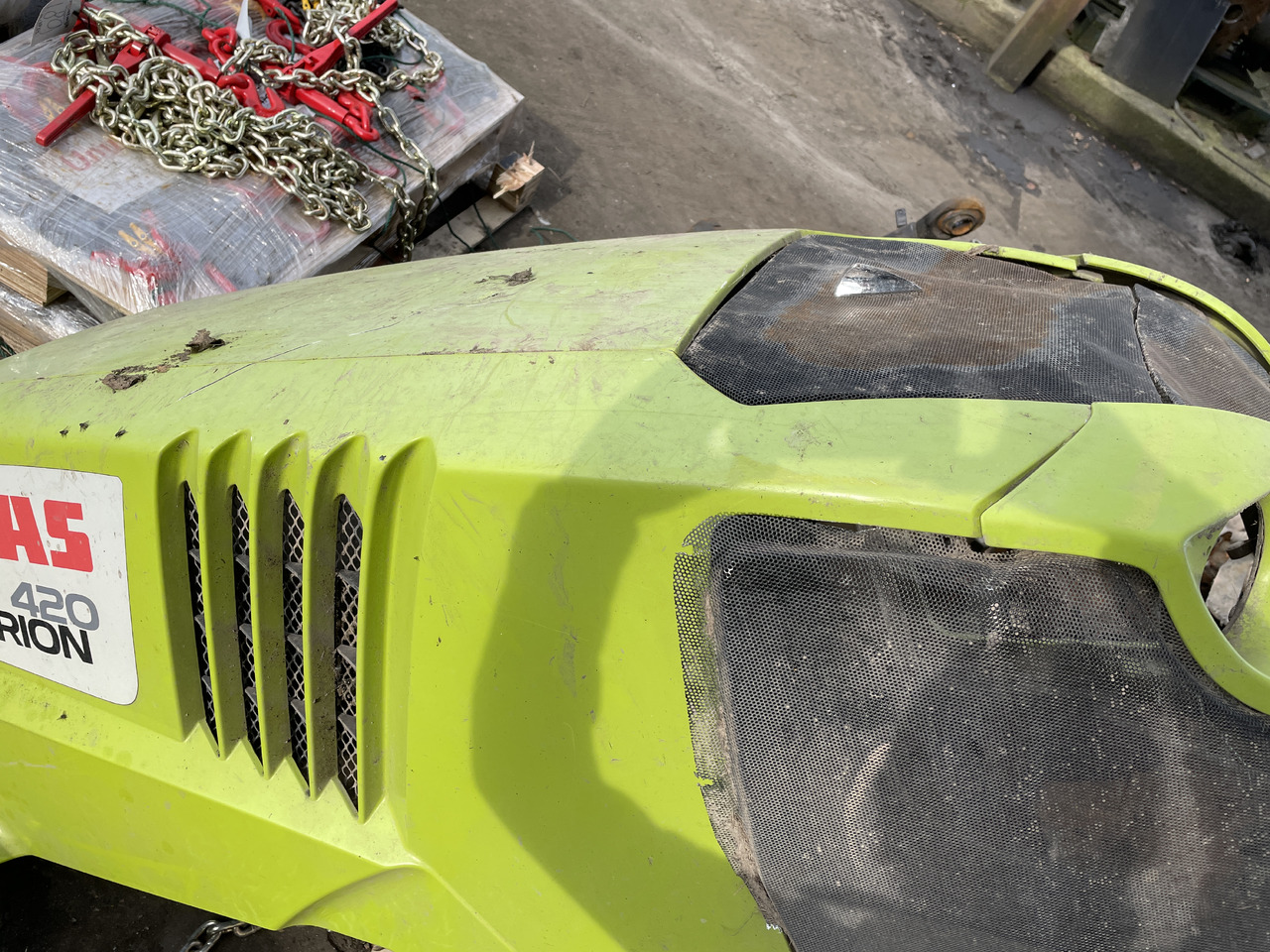 Claas Axion - maska - Capot pour Tracteur agricole: photos 2 Claas Axion - maska - Capot pour Tracteur agricole: photos 2