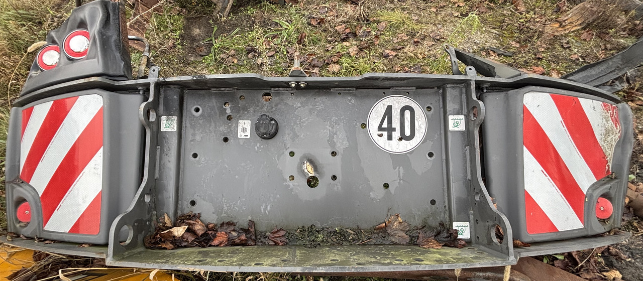 Claas Jaguar 970 Rama Tylna Tył Ramy 0026877612 00 2687 761 2 - Frame/ Châssis pour Machine agricole: photos 1 Claas Jaguar 970 Rama Tylna Tył Ramy 0026877612 00 2687 761 2 - Frame/ Châssis pour Machine agricole: photos 1