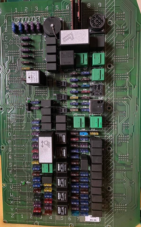 Claas Lexion - Płyta Bezpieczników 015 353.0 - Fusible pour Machine agricole: photos 1 Claas Lexion - Płyta Bezpieczników 015 353.0 - Fusible pour Machine agricole: photos 1