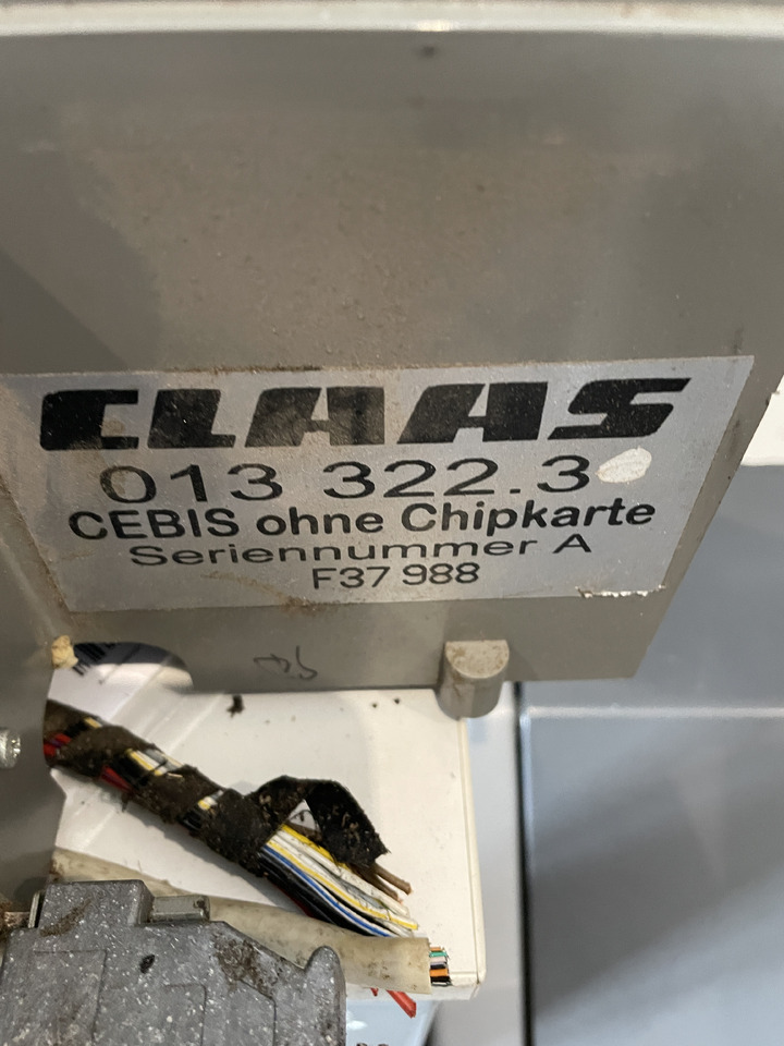 Claas Lexion - monitor Cebis IMO komputer - 013322.3 - Cabine et intérieur pour Machine agricole: photos 2 Claas Lexion - monitor Cebis IMO komputer - 013322.3 - Cabine et intérieur pour Machine agricole: photos 2