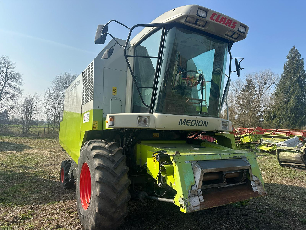Claas Medion 310 z roku 2002. - Moissonneuse-batteuse: photos 3 Claas Medion 310 z roku 2002. - Moissonneuse-batteuse: photos 3