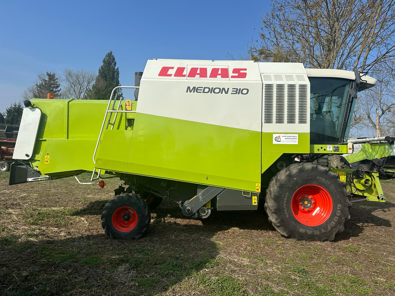 Claas Medion 310 z roku 2002. - Moissonneuse-batteuse: photos 4 Claas Medion 310 z roku 2002. - Moissonneuse-batteuse: photos 4