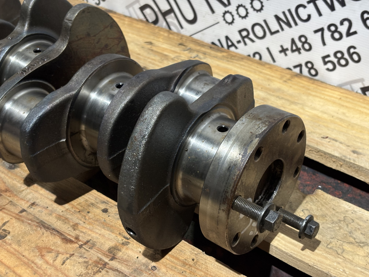 DAF Case IVECO Komatsu Cummins 4BT 3929036 Wał Korbowy - Vilebrequin pour Machine agricole: photos 3 DAF Case IVECO Komatsu Cummins 4BT 3929036 Wał Korbowy - Vilebrequin pour Machine agricole: photos 3