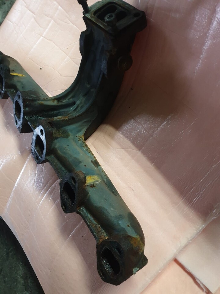 Deutz TTCD 7.8l - Kolektor Wydechowy - Collecteur d'échappement pour Machine agricole: photos 3 Deutz TTCD 7.8l - Kolektor Wydechowy - Collecteur d'échappement pour Machine agricole: photos 3
