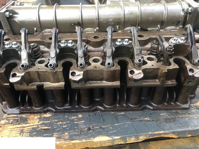Deutz f4l1011 - Wtryski - Pompe haute pression pour Machine agricole: photos 4 Deutz f4l1011 - Wtryski - Pompe haute pression pour Machine agricole: photos 4