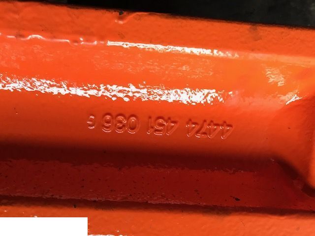 Doosan Obudowa Mostu 4474451036, ZP1152 - Essieu et pièces pour Machine agricole: photos 5 Doosan Obudowa Mostu 4474451036, ZP1152 - Essieu et pièces pour Machine agricole: photos 5