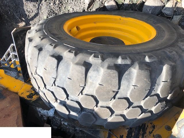 Felgi Jcb 16x24 - Jante pour Matériel de manutention: photos 4 Felgi Jcb 16x24 - Jante pour Matériel de manutention: photos 4