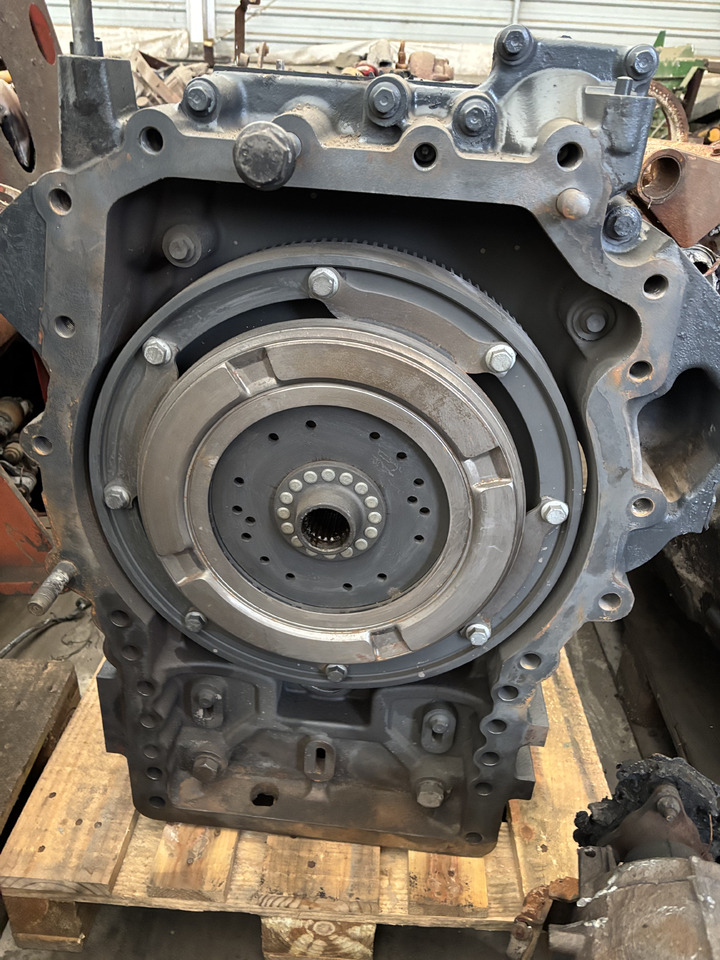 Fendt 936 Gen 7 Silnik D1556LE523 Koło Zamachowe Pierścień H218PF150273A H221PF050010A CZĘŚCI - Volant moteur pour Machine agricole: photos 1 Fendt 936 Gen 7 Silnik D1556LE523 Koło Zamachowe Pierścień H218PF150273A H221PF050010A CZĘŚCI - Volant moteur pour Machine agricole: photos 1