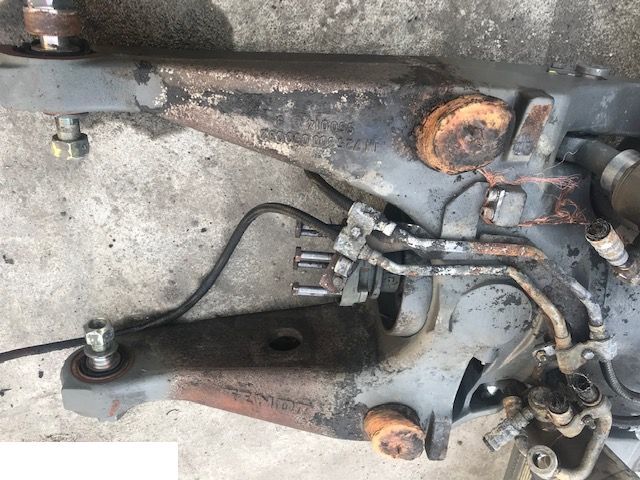 Fendt - Wahacz / Resor / Oś / Sanki ~ Fendt 726300050032 - Suspension pour Machine agricole: photos 2 Fendt - Wahacz / Resor / Oś / Sanki ~ Fendt 726300050032 - Suspension pour Machine agricole: photos 2