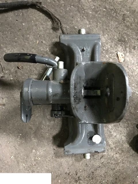 Fendt - Zaczep - Szerokość 39 cm - Frame/ Châssis pour Machine agricole: photos 2 Fendt - Zaczep - Szerokość 39 cm - Frame/ Châssis pour Machine agricole: photos 2