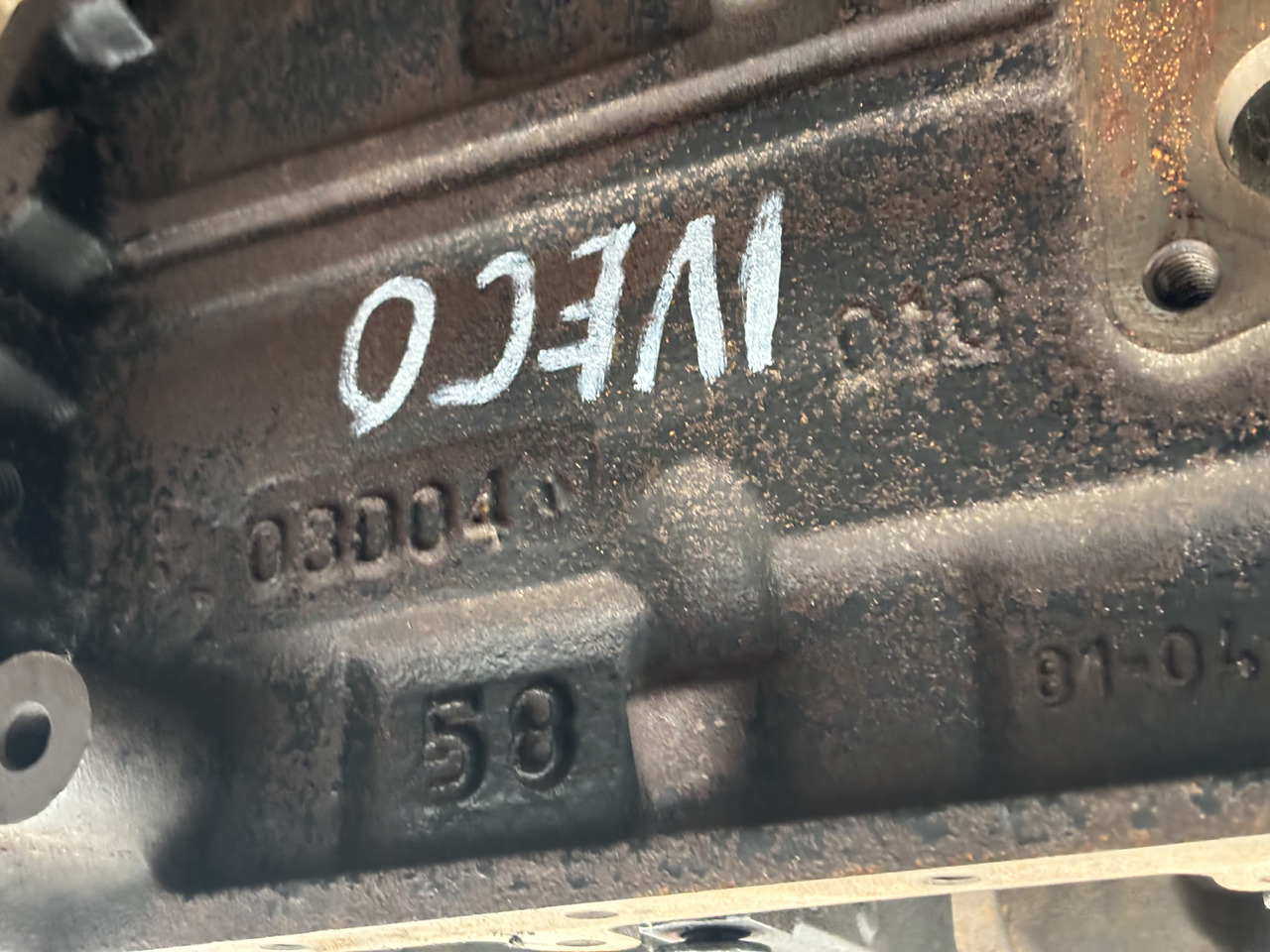 IVECO 91-04-032 9104032 Blok Silnika 03D04 - Bloc-cylindres pour Machine agricole: photos 1 IVECO 91-04-032 9104032 Blok Silnika 03D04 - Bloc-cylindres pour Machine agricole: photos 1