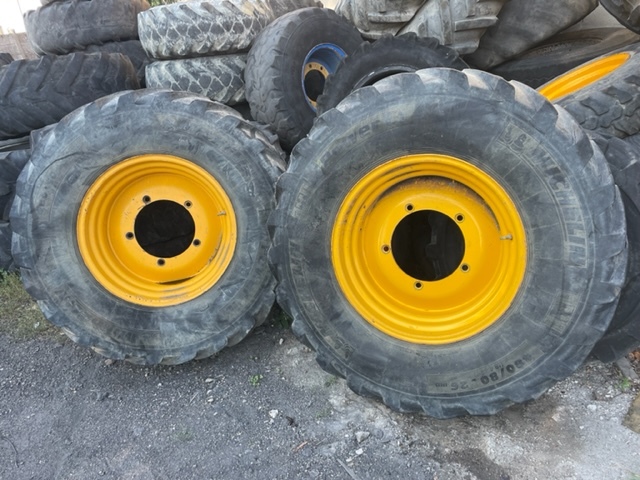 JCB 3cx Koło tylne 480/80-26 , 18.4-26 - Roue complète pour Tractopelle: photos 3 JCB 3cx Koło tylne 480/80-26 , 18.4-26 - Roue complète pour Tractopelle: photos 3