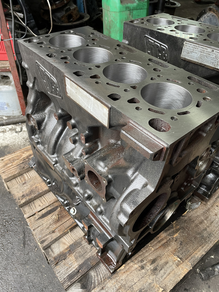 JCB 444 Dieselmax 97kW 4.4L - blok silnika po pełnej regeneracji 320/A1612 - Bloc-cylindres pour Machine agricole: photos 2 JCB 444 Dieselmax 97kW 4.4L - blok silnika po pełnej regeneracji 320/A1612 - Bloc-cylindres pour Machine agricole: photos 2
